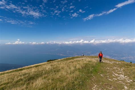 sentieri per monte baldo da prada|rifugio telegrafico monte baldo.